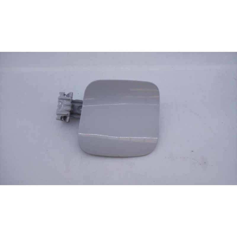 Recambio de tapa exterior combustible para toyota c-hr (x2, h2) phev hybrid awd gr sport referencia OEM IAM   