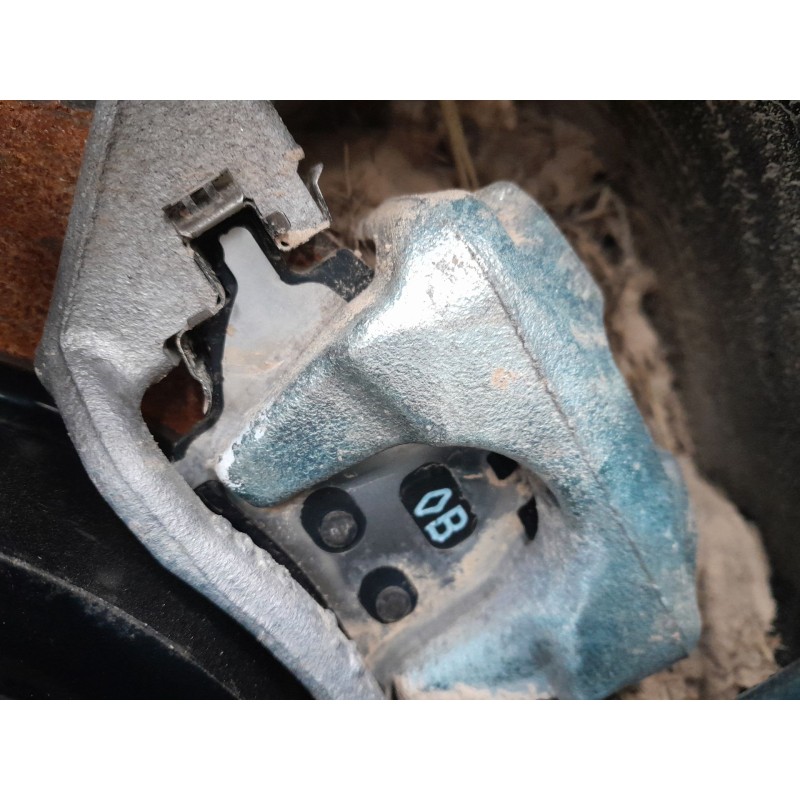Recambio de pinza freno trasera izquierda para toyota c-hr (_x1_) 1.8 hybrid (zyx10_, zyx11_) referencia OEM IAM   