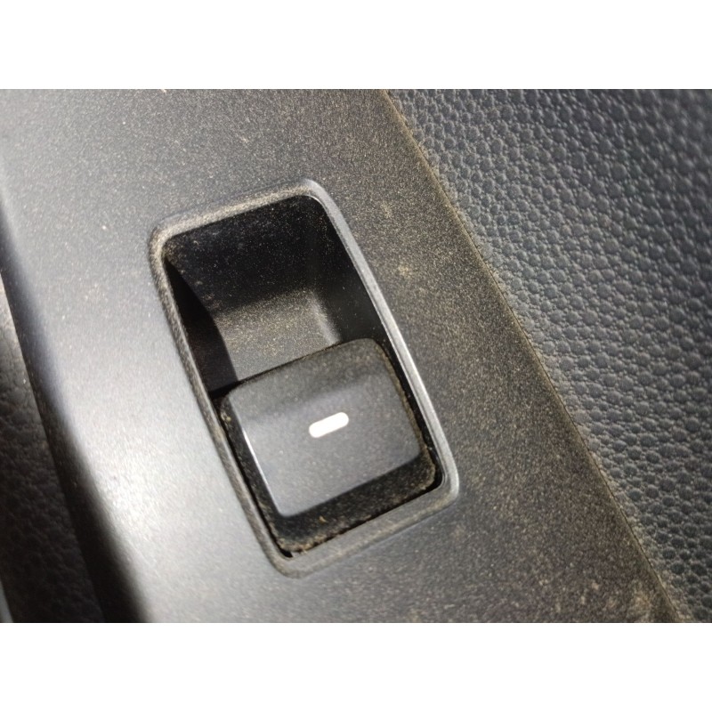 Recambio de mando elevalunas delantero derecho para hyundai i20 ii (gb, ib) 1.2 referencia OEM IAM   