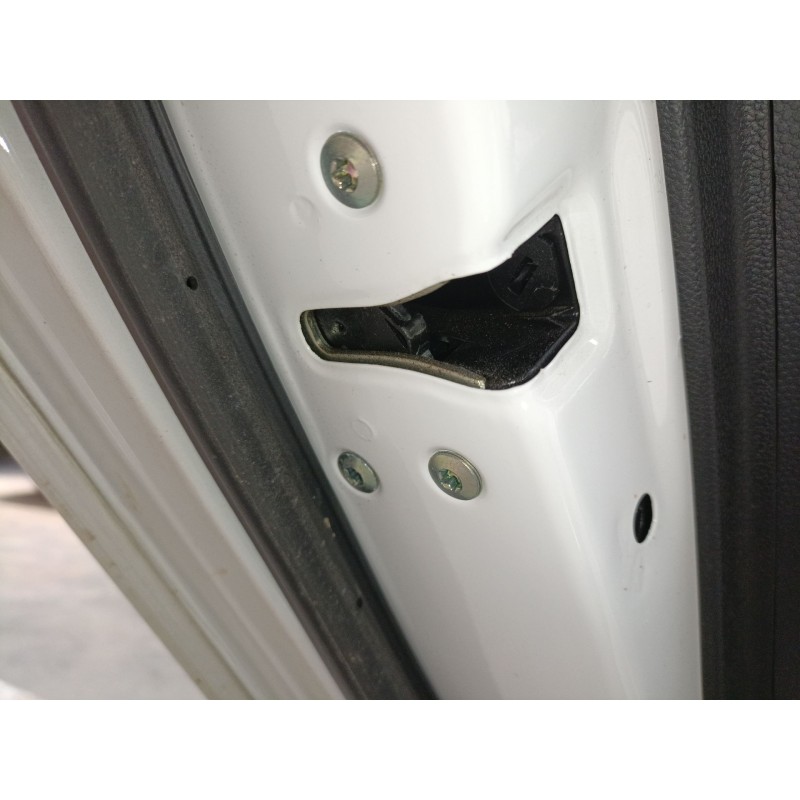 Recambio de cerradura puerta trasera izquierda para hyundai i20 ii (gb, ib) 1.2 referencia OEM IAM   