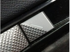 MANDO ELEVALUNAS TRASERO IZQUIERDO 