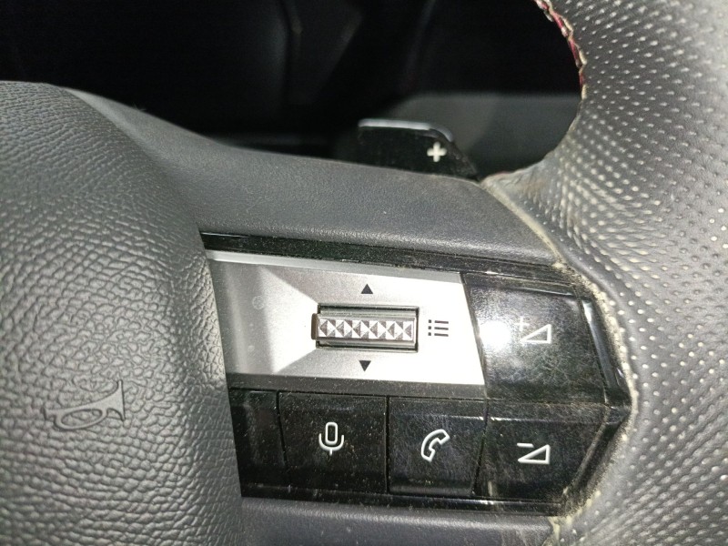 Recambio de volante para ds ds 4 ii (fr_, fb_, f3_) e-tense 225 (f3dgzt) referencia OEM IAM   