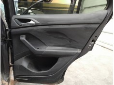 GUARNECIDO PUERTA TRASERA DERECHA 