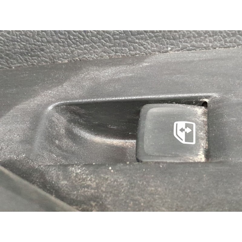 Recambio de mando elevalunas trasero derecho para volkswagen t-cross (c11, d31) 1.0 tsi referencia OEM IAM   