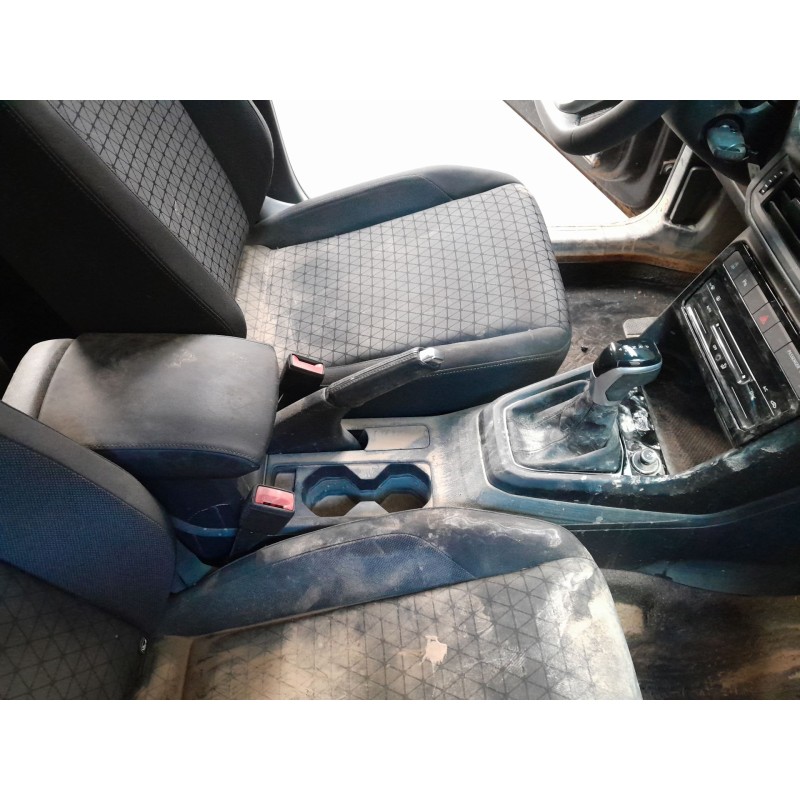 Recambio de consola central para volkswagen t-cross (c11, d31) 1.0 tsi referencia OEM IAM   