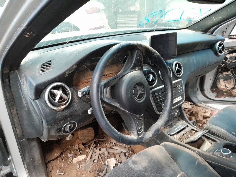 Recambio de salpicadero para mercedes-benz clase a (w176) a 180 (176.042) referencia OEM IAM   
