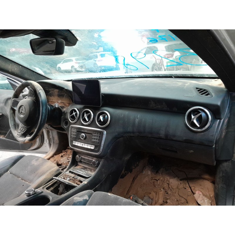 Recambio de salpicadero para mercedes-benz clase a (w176) a 180 (176.042) referencia OEM IAM   