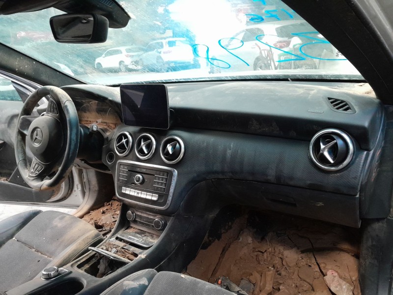 Recambio de salpicadero para mercedes-benz clase a (w176) a 180 (176.042) referencia OEM IAM   