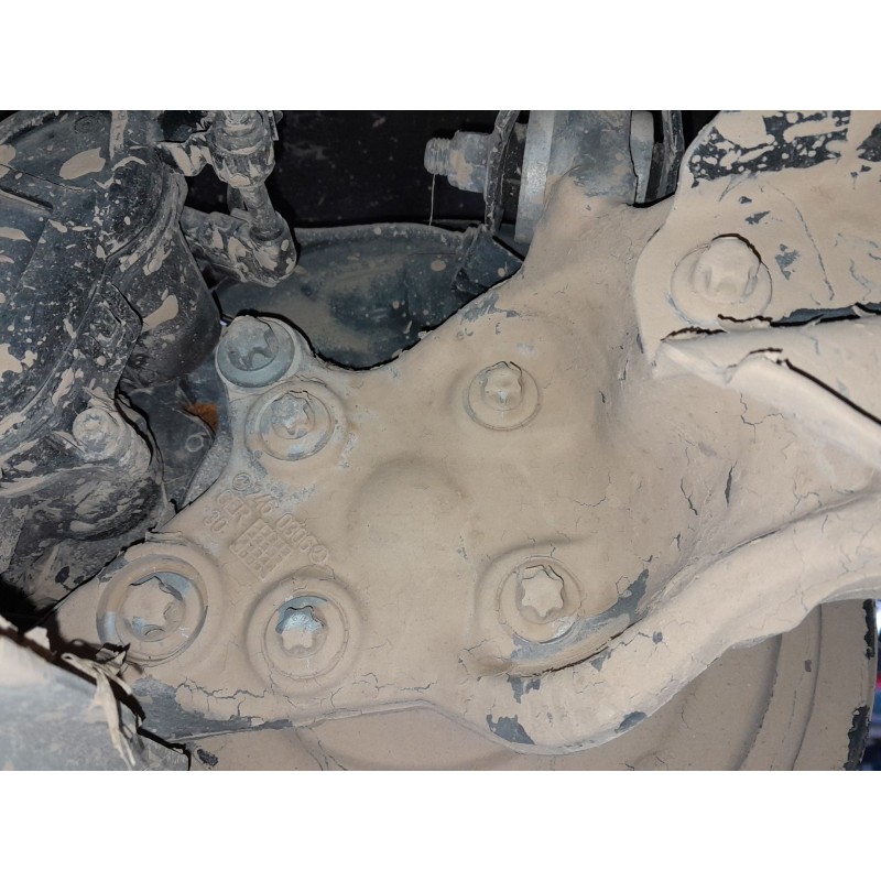 Recambio de mangueta trasera izquierda para mercedes-benz clase a (w176) a 180 (176.042) referencia OEM IAM   