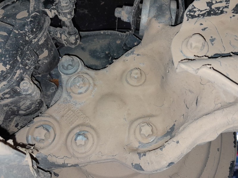 Recambio de mangueta trasera izquierda para mercedes-benz clase a (w176) a 180 (176.042) referencia OEM IAM   