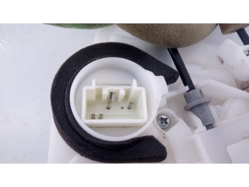 Recambio de cerradura puerta trasera izquierda para mazda cx-5 (kf) 2.0 referencia OEM IAM   