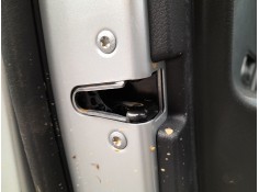 CERRADURA PUERTA DELANTERA IZQUIERDA 