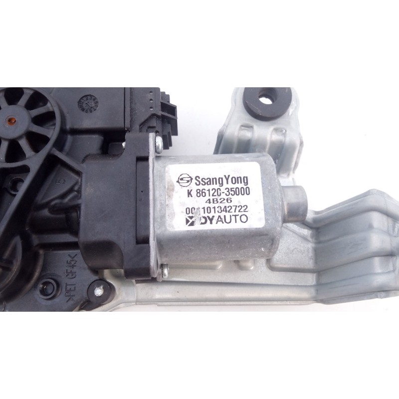 Recambio de motor limpia trasero para ssangyong tivoli 1500 tgdi 135 cv / 99 kw referencia OEM IAM 8612035000 001101342722 