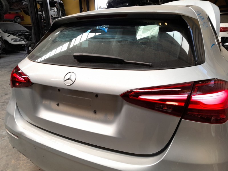Recambio de porton trasero para mercedes-benz clase a (w177) a 200 d (177.012) referencia OEM IAM   
