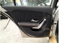 GUARNECIDO PUERTA TRASERA IZQUIERDA 