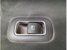 MANDO ELEVALUNAS TRASERO DERECHO 