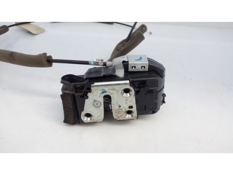 Recambio de cerradura puerta trasera derecha para nissan pulsar hatchback (c13) 1.5 dci referencia OEM IAM   