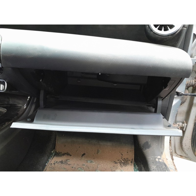 Recambio de guantera para mercedes-benz clase a (w177) a 200 d (177.012) referencia OEM IAM   