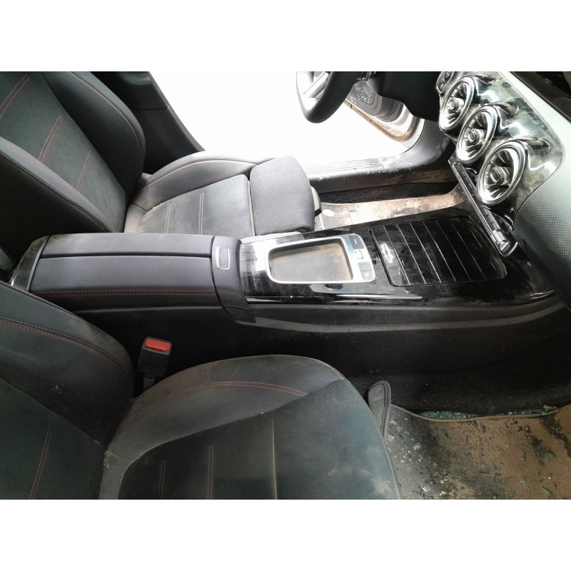 Recambio de consola central para mercedes-benz clase a (w177) a 200 d (177.012) referencia OEM IAM   