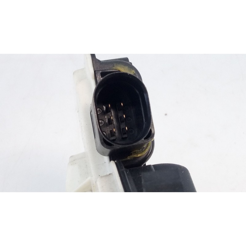 Recambio de cerradura puerta trasera derecha para volkswagen tiguan trend referencia OEM IAM   