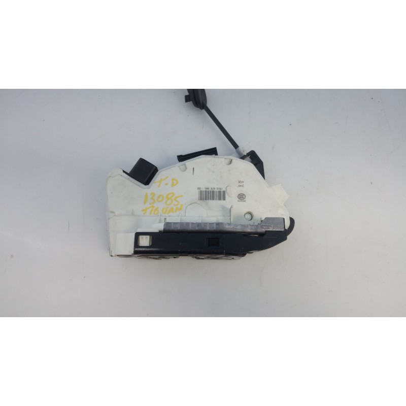 Recambio de cerradura puerta trasera derecha para volkswagen tiguan trend referencia OEM IAM   