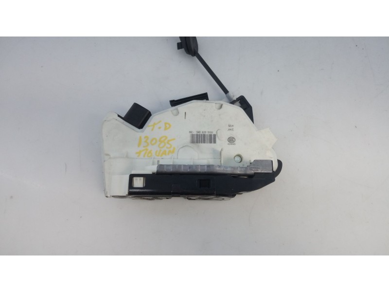 Recambio de cerradura puerta trasera derecha para volkswagen tiguan trend referencia OEM IAM   