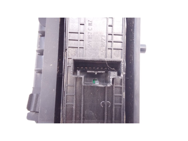 Recambio de mando elevalunas delantero izquierdo para volkswagen touareg r-line 4 motion referencia OEM IAM 3G0959857C  