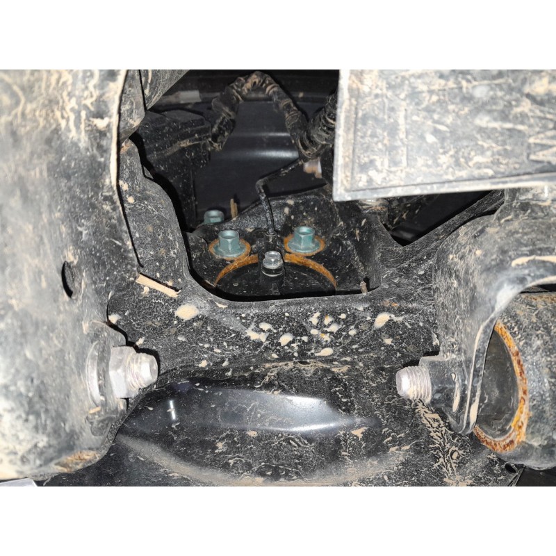 Recambio de mangueta trasera izquierda para mazda cx-5 (kf) 2.0 referencia OEM IAM   