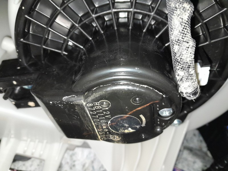 Recambio de ventilador calefaccion para mazda cx-5 (kf) 2.0 referencia OEM IAM 8727006512  