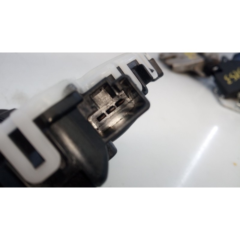 Recambio de cerradura maletero / porton para mazda cx-3 (dk) 2.0 skyactiv-g (dk5w, dk6w) referencia OEM IAM   