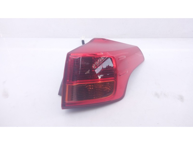 Recambio de piloto trasero derecho para toyota rav 4 advance referencia OEM IAM   