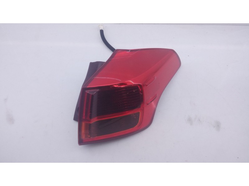 Recambio de piloto trasero derecho para toyota rav 4 advance referencia OEM IAM   