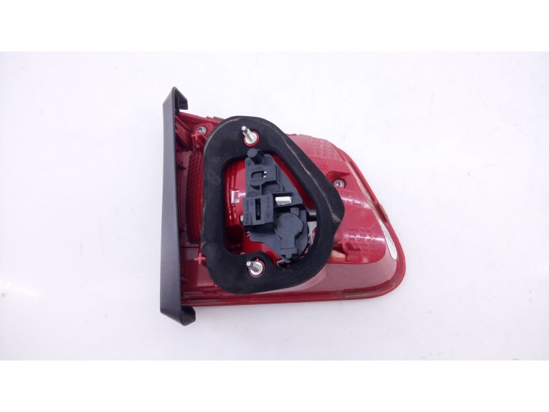 Recambio de piloto trasero derecho porton para volkswagen tiguan trend referencia OEM IAM   