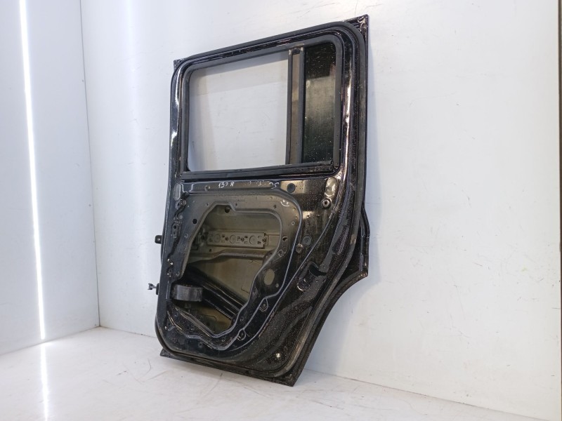 Recambio de puerta trasera derecha para ineos grenadier todo terreno, cerrada 3.0 ttd 4x4 (gec) referencia OEM IAM   