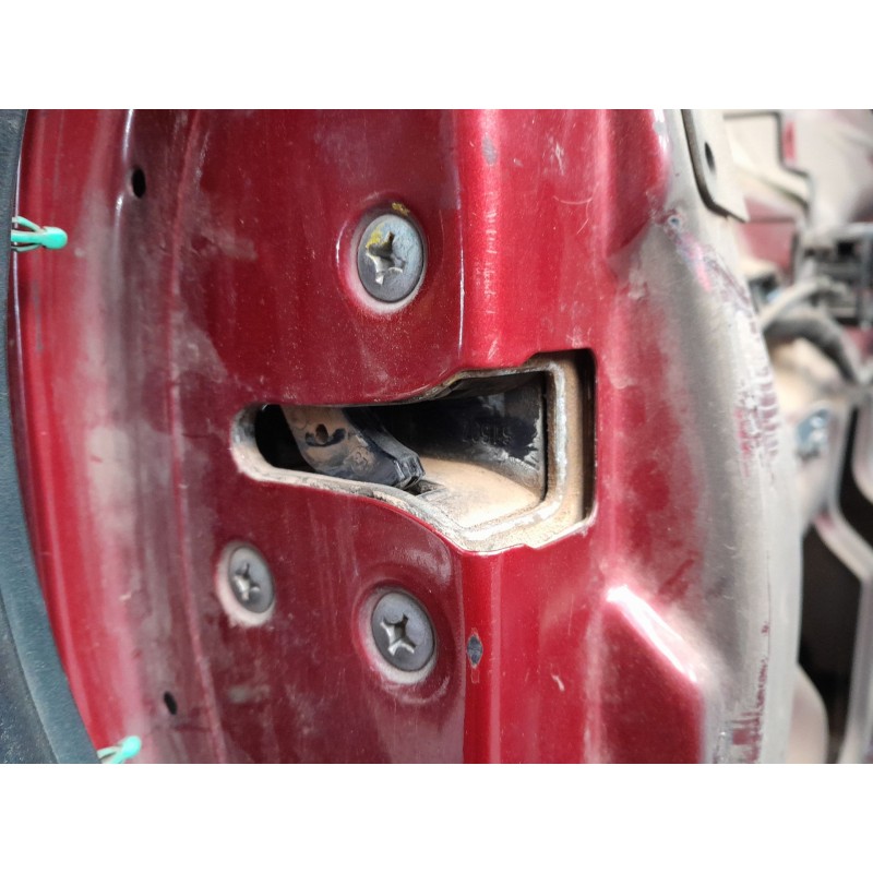 Recambio de cerradura maletero / porton para nissan terrano ii (r20) 2.7 tdi 4wd referencia OEM IAM   