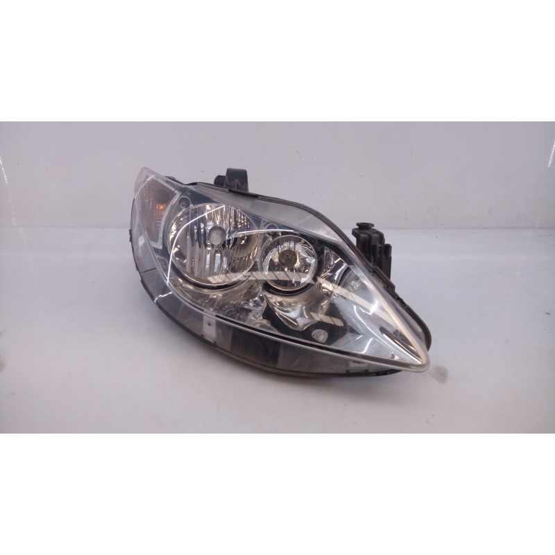 Recambio de faro derecho para seat ibiza iii (6l1) 1.6 16v referencia OEM IAM 89319119  