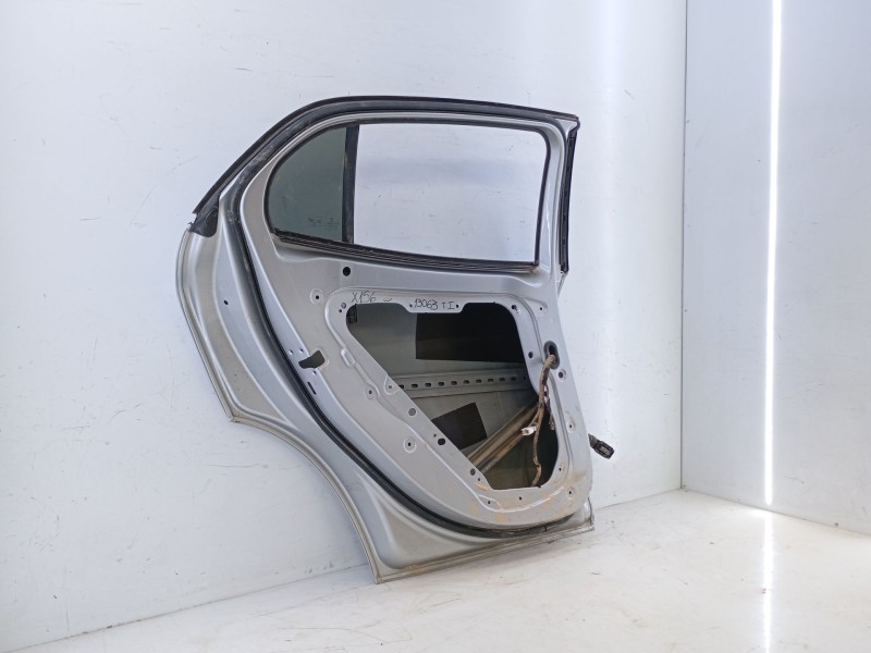 Recambio de puerta trasera izquierda para mercedes-benz clase gla (x156) gla 220 d 4-matic (156.905) referencia OEM IAM   