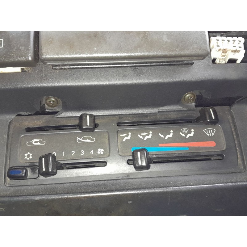 Recambio de mando calefaccion / aire acondicionado para nissan terrano ii (r20) 2.7 tdi 4wd referencia OEM IAM   