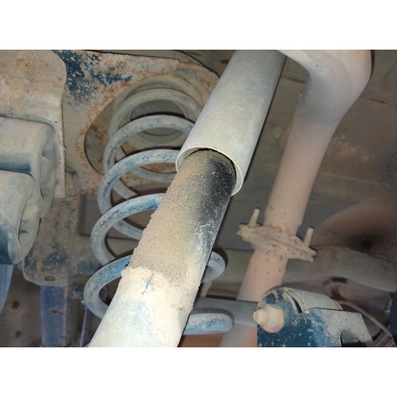 Recambio de amortiguador trasero izquierdo para nissan terrano ii (r20) 2.7 tdi 4wd referencia OEM IAM   