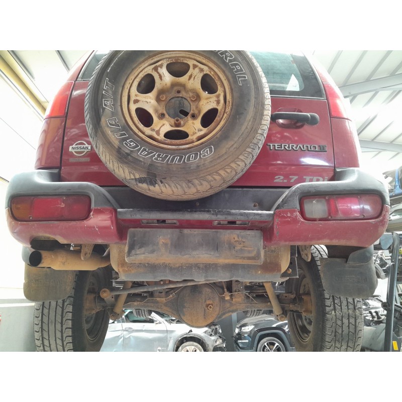 Recambio de paragolpes trasero para nissan terrano ii (r20) 2.7 tdi 4wd referencia OEM IAM   