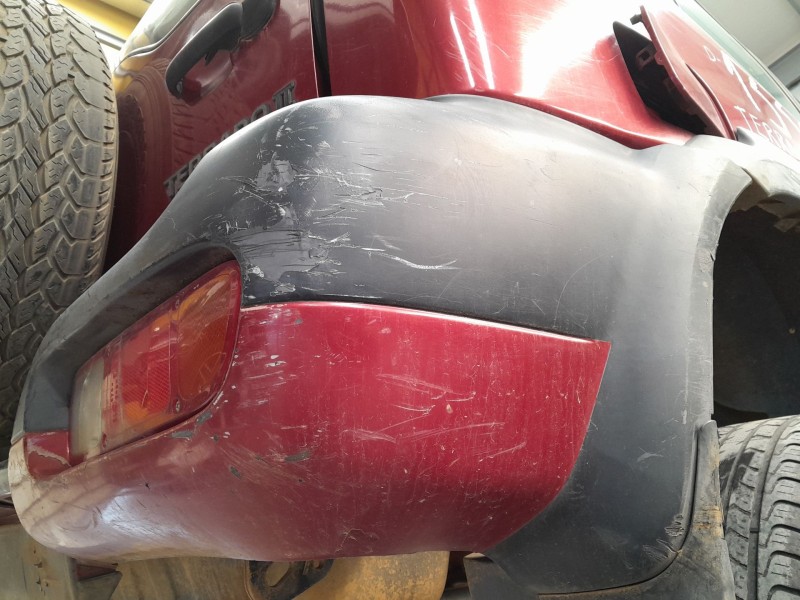 Recambio de paragolpes trasero para nissan terrano ii (r20) 2.7 tdi 4wd referencia OEM IAM   