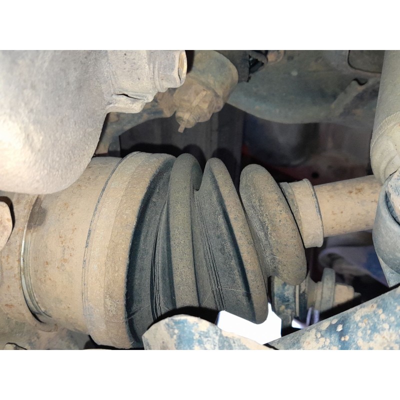 Recambio de transmision delantera izquierda para nissan terrano ii (r20) 2.7 tdi 4wd referencia OEM IAM   