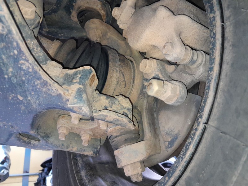 Recambio de mangueta delantera derecha para nissan terrano ii (r20) 2.7 tdi 4wd referencia OEM IAM   