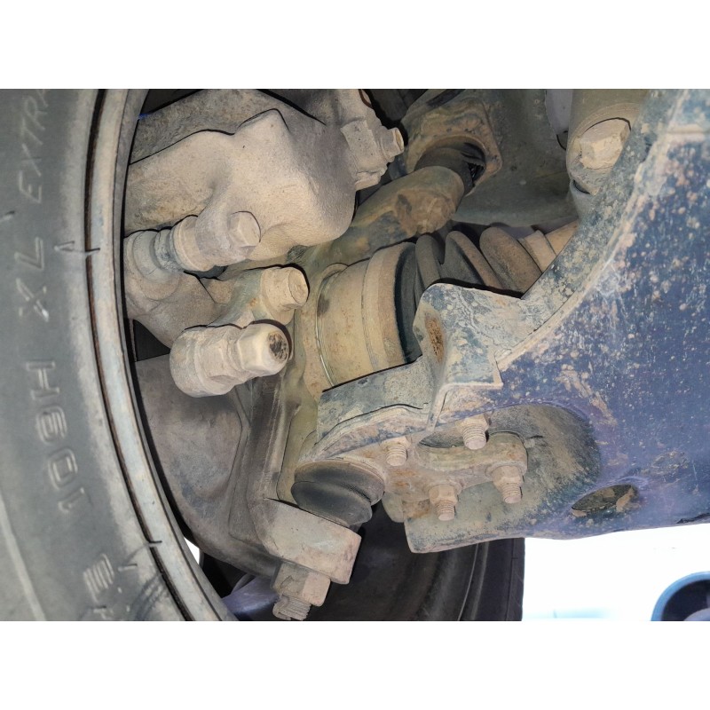 Recambio de mangueta delantera izquierda para nissan terrano ii (r20) 2.7 tdi 4wd referencia OEM IAM   