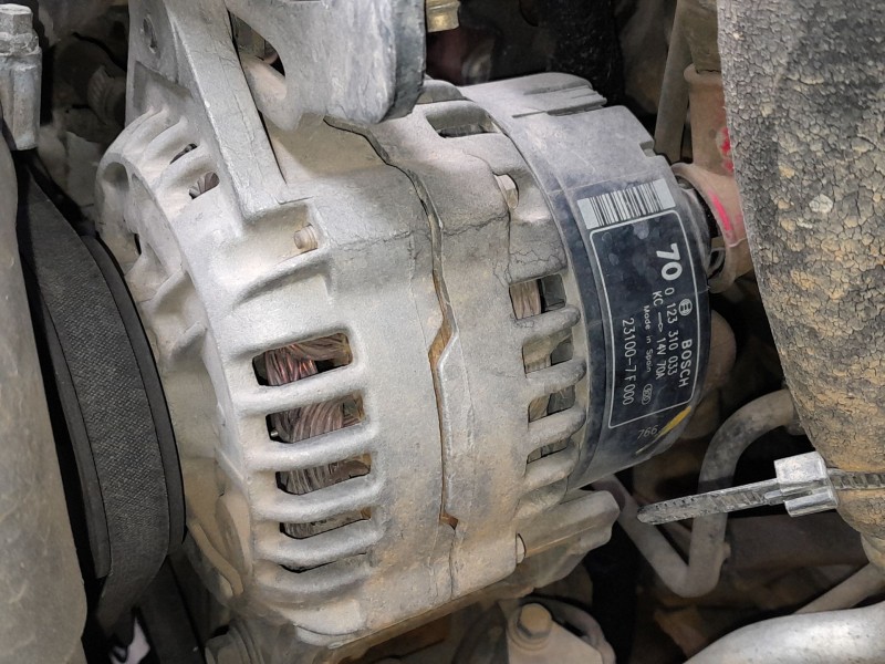 Recambio de alternador para nissan terrano ii (r20) 2.7 tdi 4wd referencia OEM IAM   