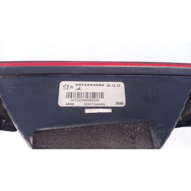 Recambio de piloto trasero central para citroën ds5 desire hybrid4 referencia OEM IAM   