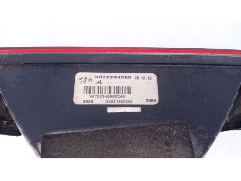 Recambio de piloto trasero central para citroën ds5 desire hybrid4 referencia OEM IAM   