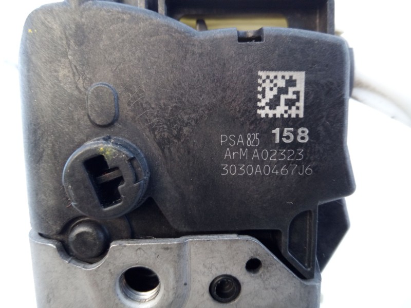 Recambio de cerradura puerta delantera izquierda para peugeot 5008 referencia OEM IAM ARMA02323  