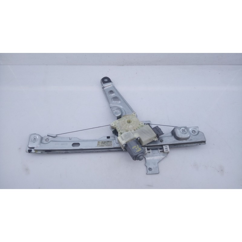 Recambio de elevalunas delantero derecho para peugeot 5008 referencia OEM IAM 9682808880 914241100 