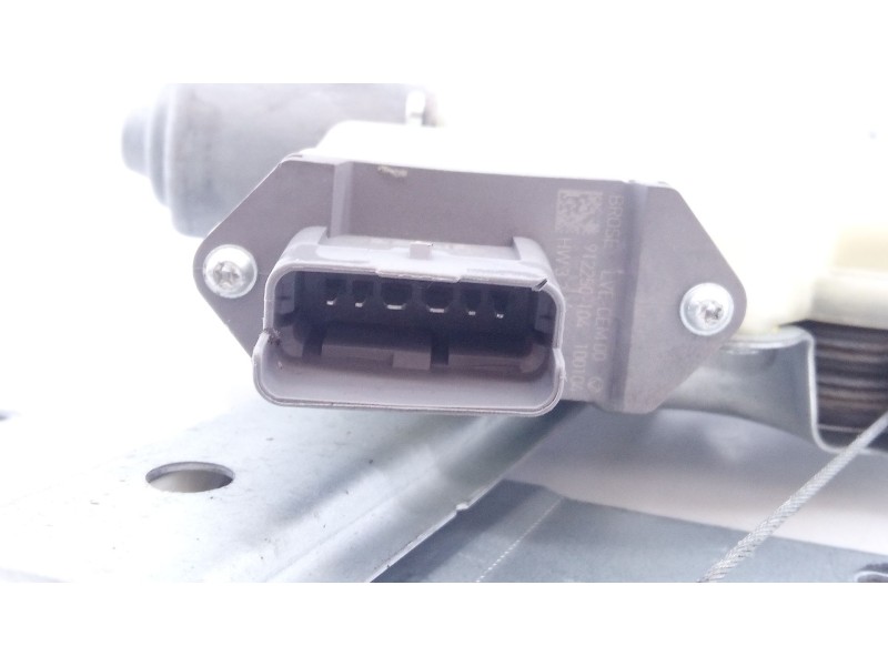 Recambio de elevalunas delantero derecho para peugeot 5008 referencia OEM IAM 9682808880 914241100 